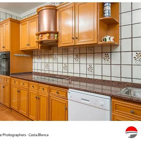 Beautiful 3 Bed *